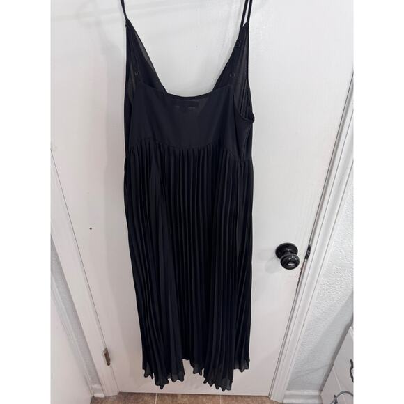 New w/Tags Black Dress-Size L - Picture 5 of 11